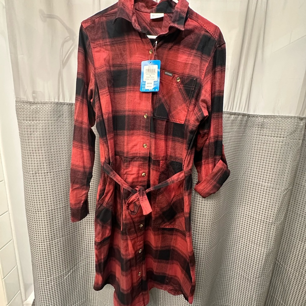 NWT Columbia Shirt Dress (Medium)